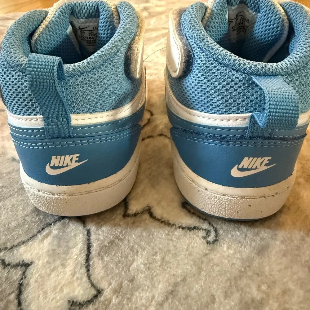 Nike Court Borough Mid 2 Toddler 6C White University Blue CD7784-123 Sneaker